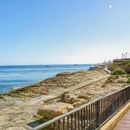 Stunning 3br Steps Away From Seafront By 360 Estates