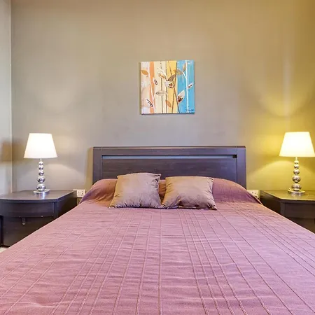 Apartmán Stunning 3br Steps Away From Seafront By 360 Estates Sliema