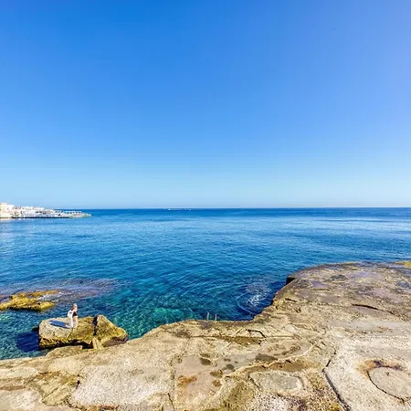 Stunning 3br Steps Away From Seafront By 360 Estates * Sliema