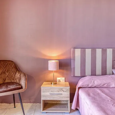 Stunning 3br Steps Away From Seafront By 360 Estates * Sliema